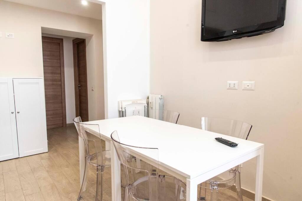 Apartment Domus Viola In San Giovanni Rom